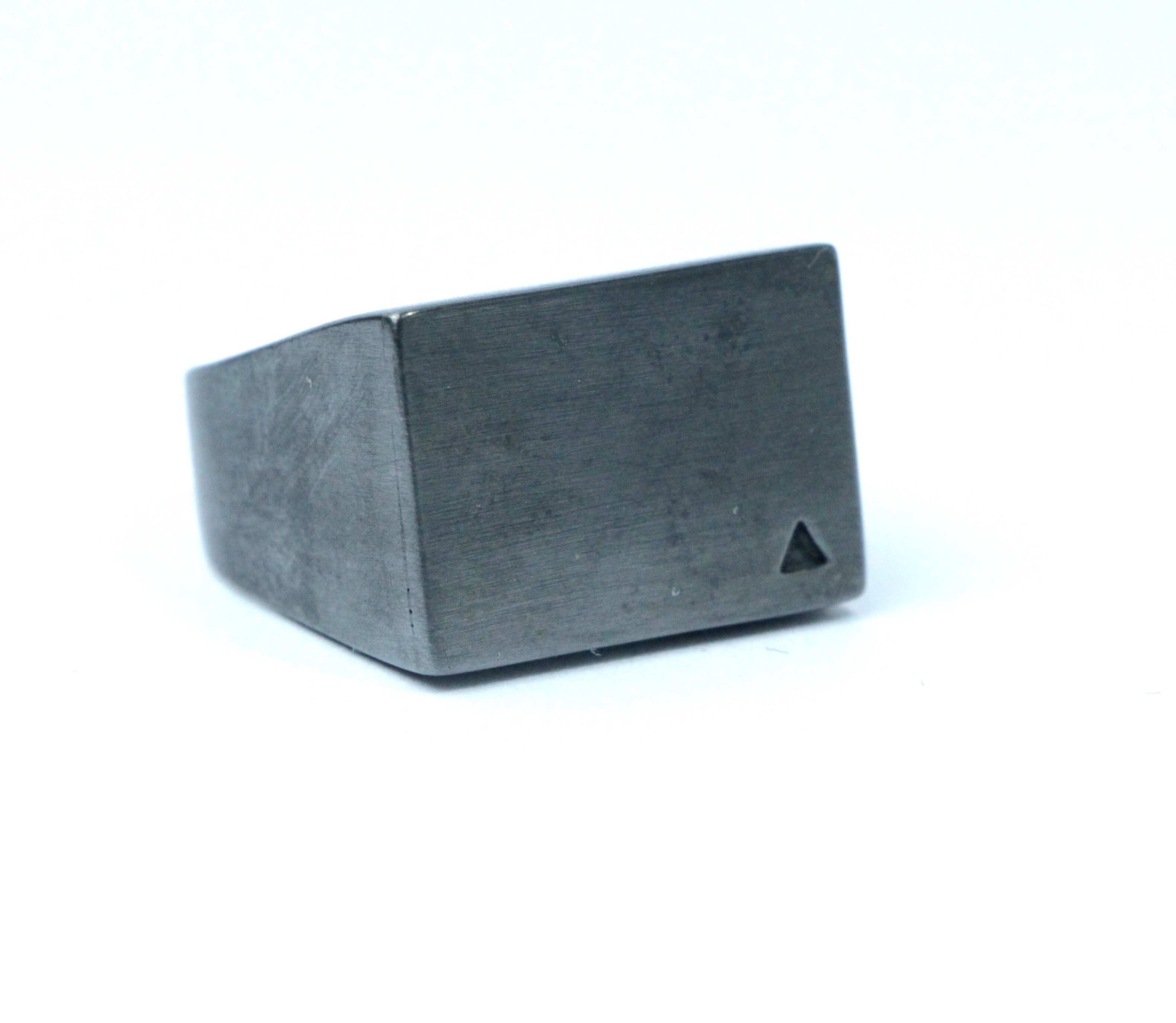 Anel Triangulo Oxidado