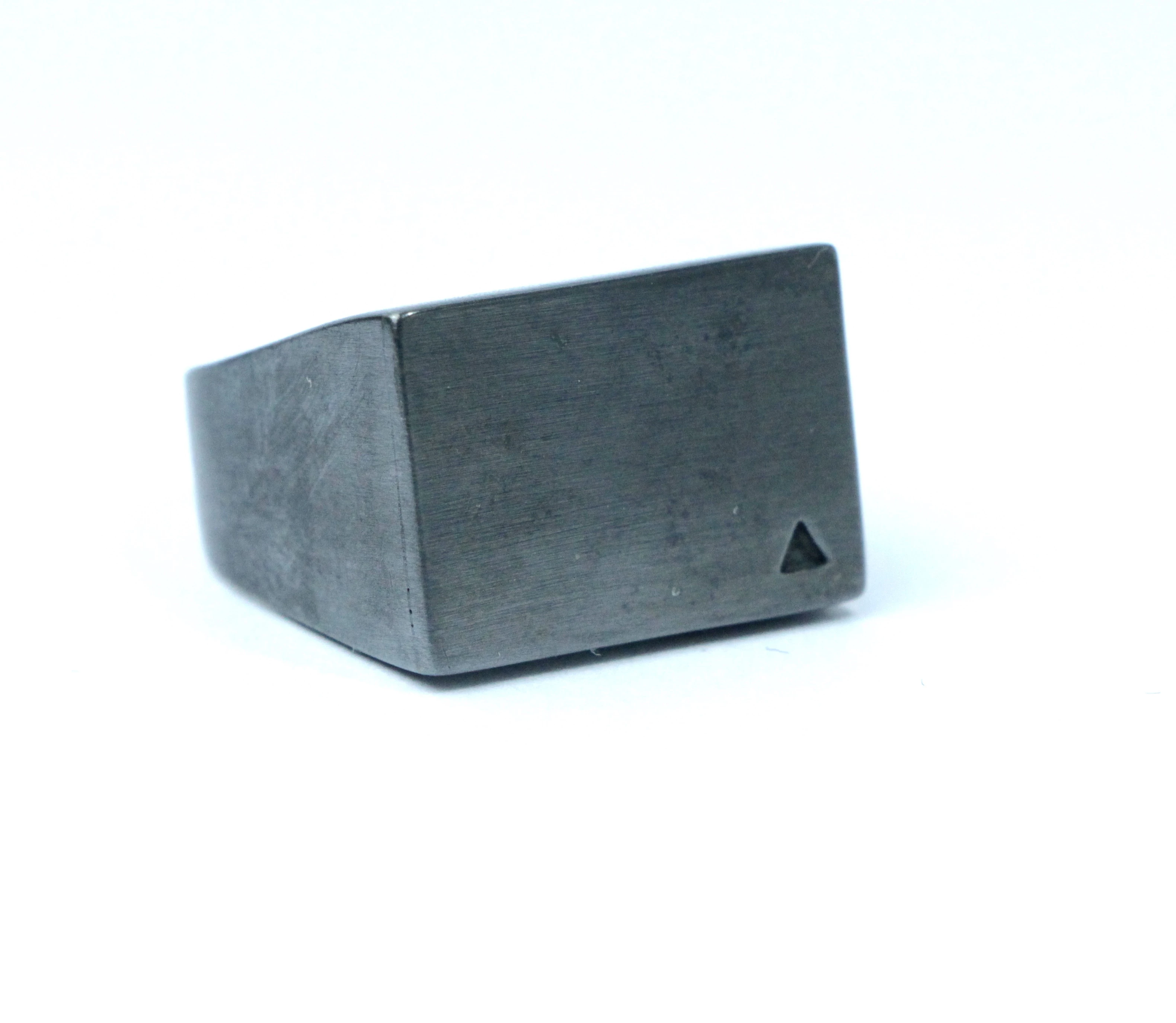 Anel Triangulo Oxidado