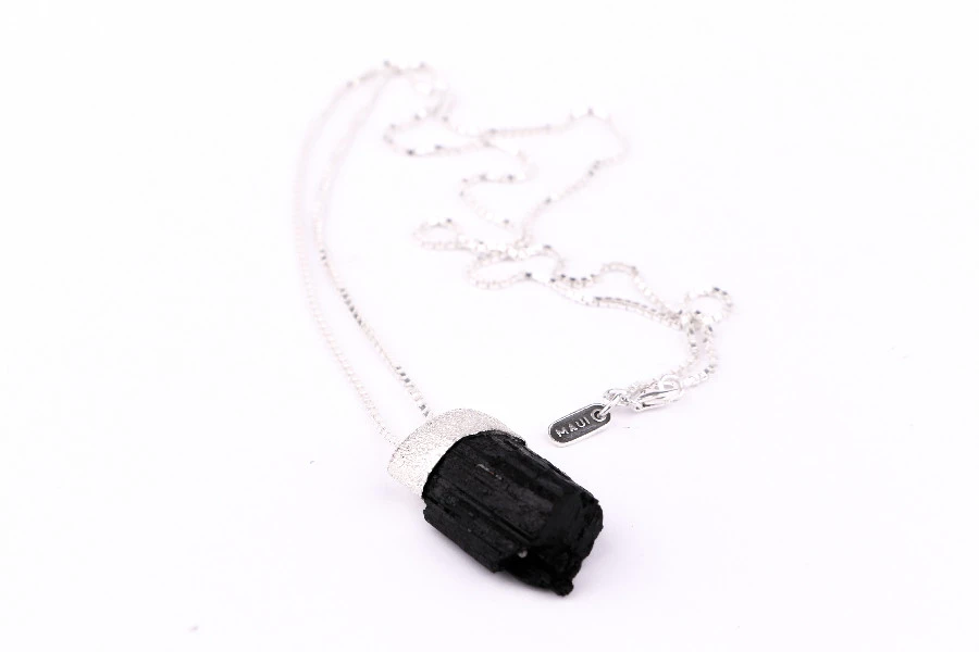 Colar Turmalina Negra